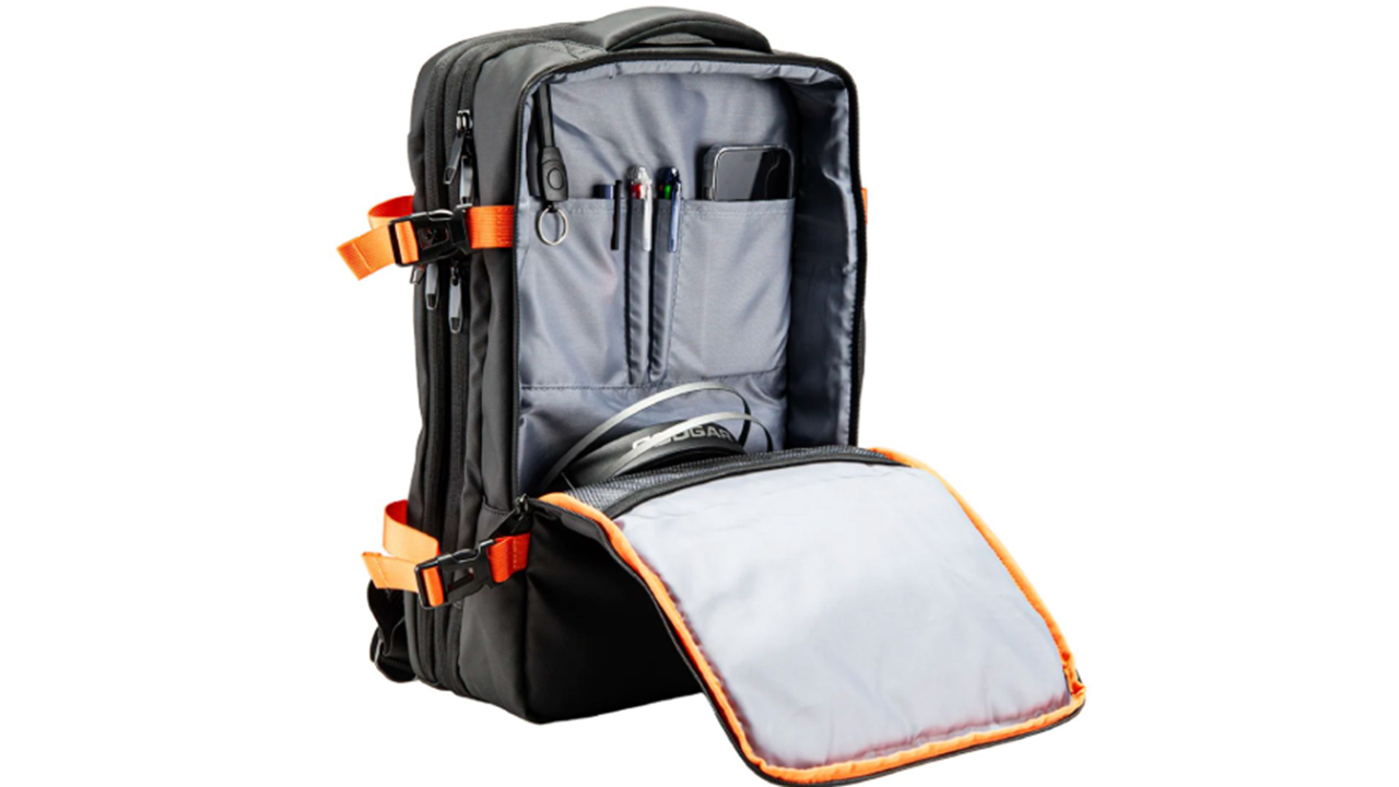 Mochila Cougar Vanguard de viaje para laptop Expandible
