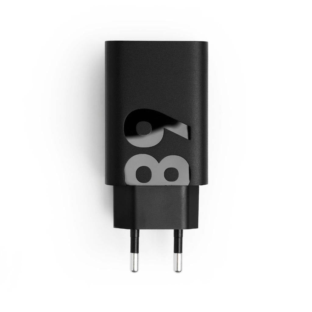 Cargador de Pared Turbo Power 68W USB-C a USB-C Motorola